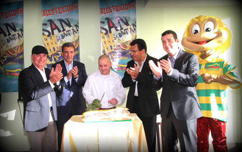 Con una inversión de $2 millones la empresa puertorriqueña El Meson Sandwiches abrió sus puertas en el nuevo local del pueblo de San Sebastián, el primero en esta ciudad.